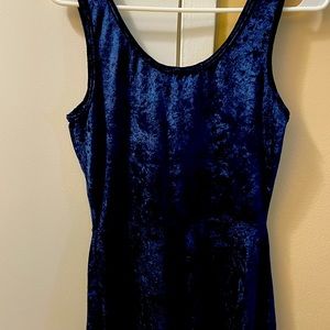 Delia’s velvet navy blue evening dress